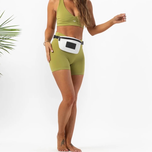 ALOHA Mini Hip Pack - Picture 4 of 7